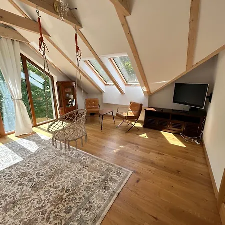 Aparthotel Lesna &
