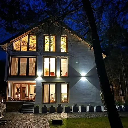 Lesna & Aparthotel *