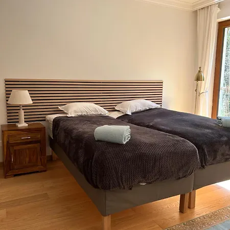 Lesna & Aparthotel *