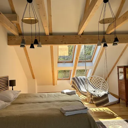 Lesna & Aparthotel 3*