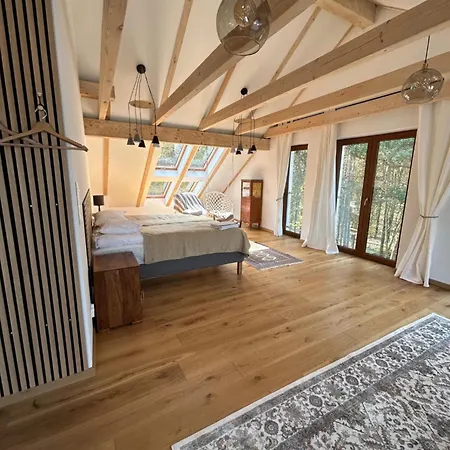 아파트호텔 Lesna &