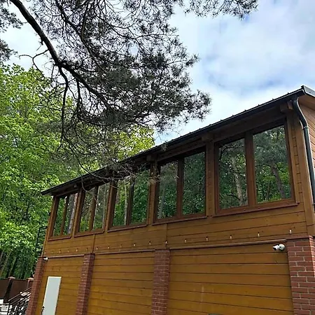 Lesna & Aparthotel