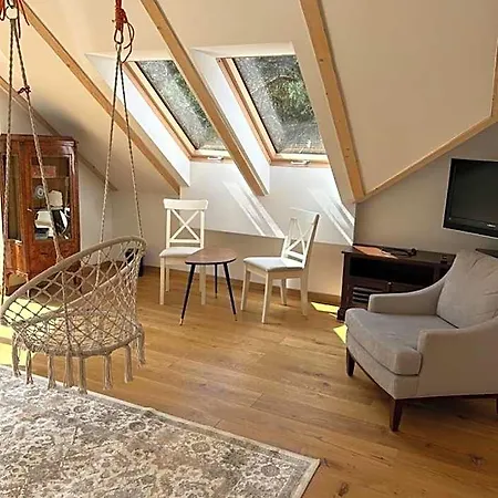Lesna & Apart-hotel 3*