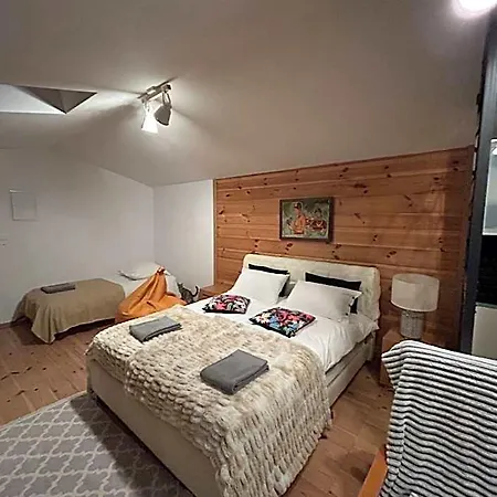Apart-hotel Lesna & 3*