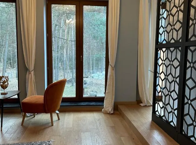 Lesna & Aparthotel 3*