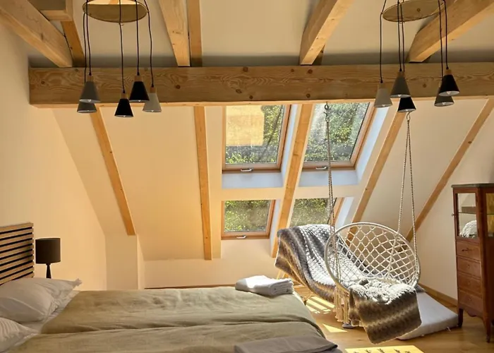 Lesna & Aparthotel 3*